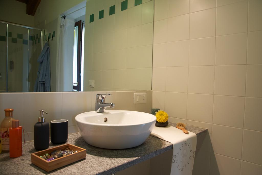 비투오네 Cascina Delle Mele B&B 외부 사진