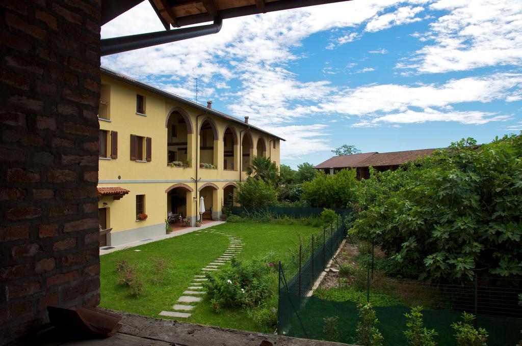 비투오네 Cascina Delle Mele B&B 외부 사진
